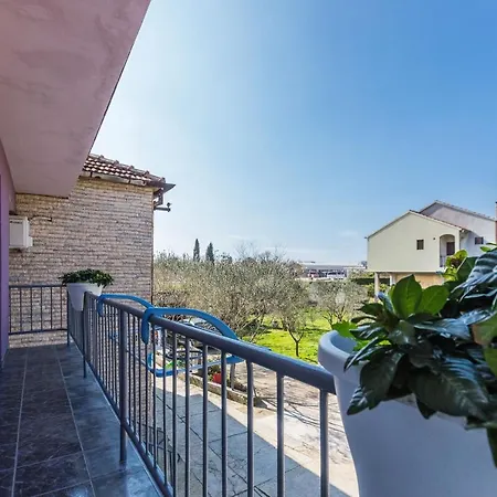 Jere Apartman